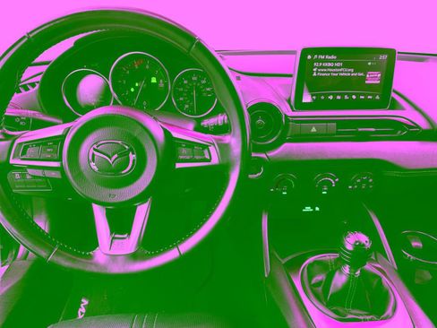 Used 2016 MAZDA MX-5 Miata Club RWD image 21