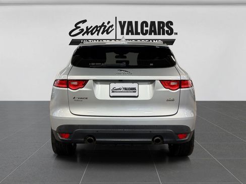 Used 2018 Jaguar F-PACE Premium AWD/4WD image 4