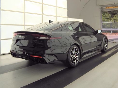 Used 2023 Kia Stinger GT-Line w/ Sun & Sound Package RWD image 6