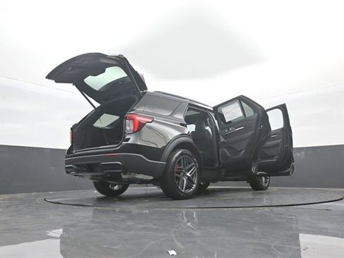 New 2026 Ford Explorer ST-Line w/ ST-Line Street Pack image 43