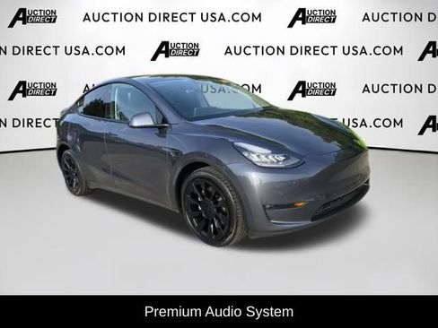 Used 2021 Tesla Model Y Long Range AWD/4WD image 5