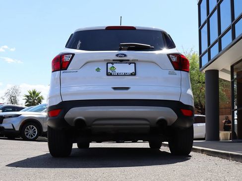 Used 2019 Ford Escape SEL FWD image 12