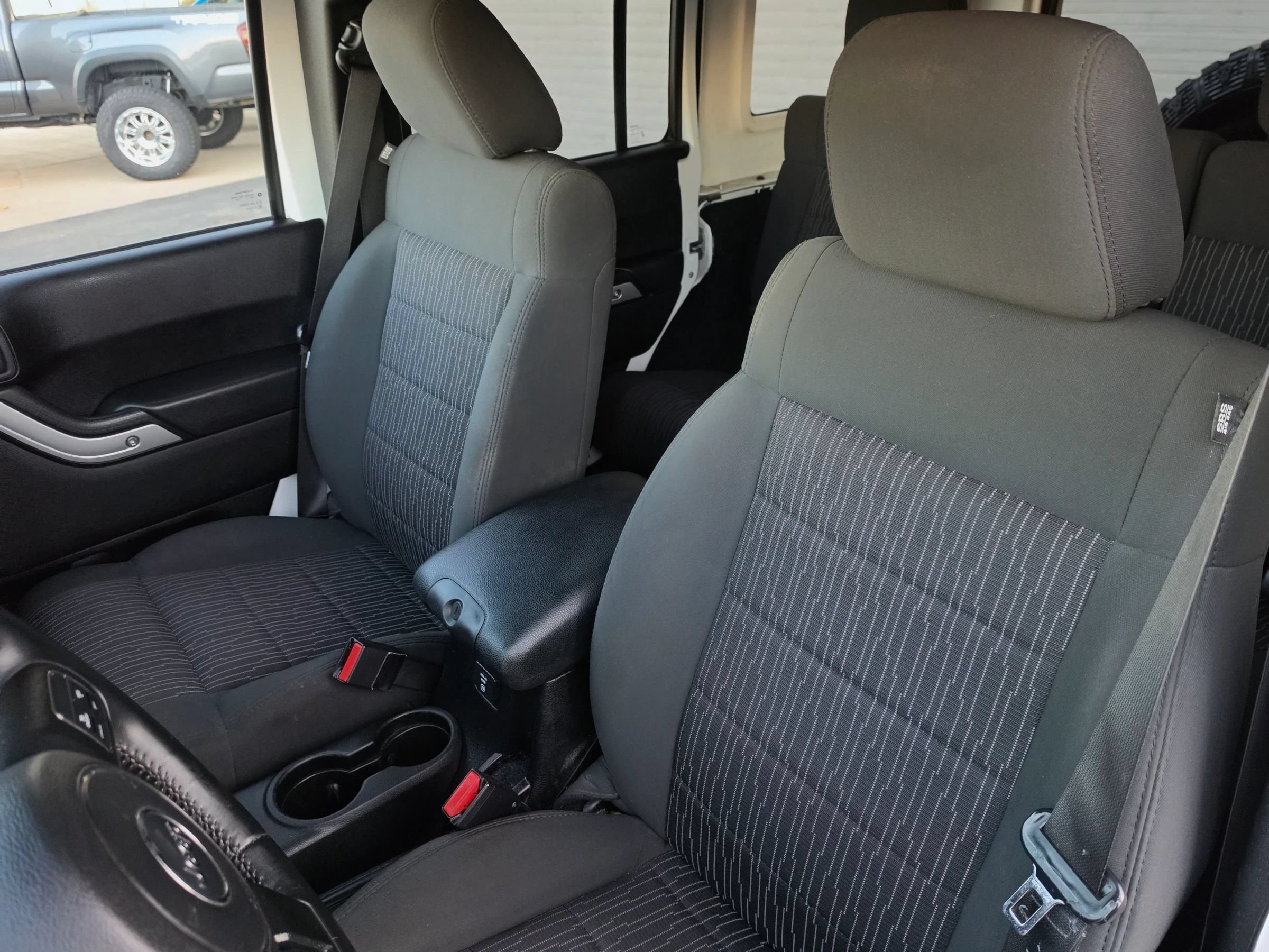 Used 2012 Jeep Wrangler Unlimited Sahara w/ Dual Top Group AWD/4WD image 14