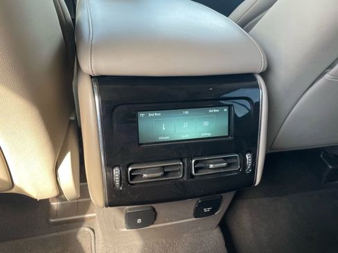 Used 2020 Lincoln Aviator Reserve image 25