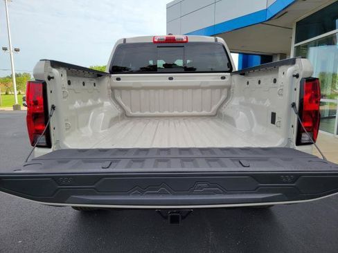 New 2026 Chevrolet Colorado Trail Boss AWD/4WD image 9