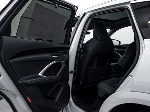 New 2025 Audi Q5 Prestige image 16