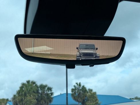 Used 2024 Chevrolet Silverado 3500 High Country w/ High Country Premium Package AWD/4WD image 32