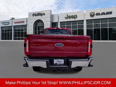 Used 2025 Ford F250 Lariat w/ FX4 Off-Road Package AWD/4WD image 4