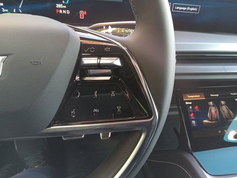 New 2026 Cadillac Vistiq Sport image 22