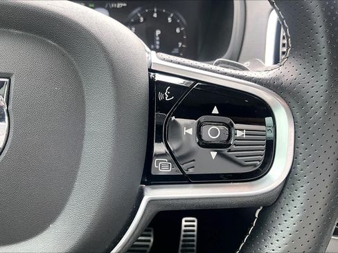 Used 2019 Volvo XC90 T6 R-Design w/ Advanced Package AWD/4WD image 47