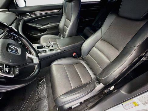 Used 2020 Honda Accord Sport image 10