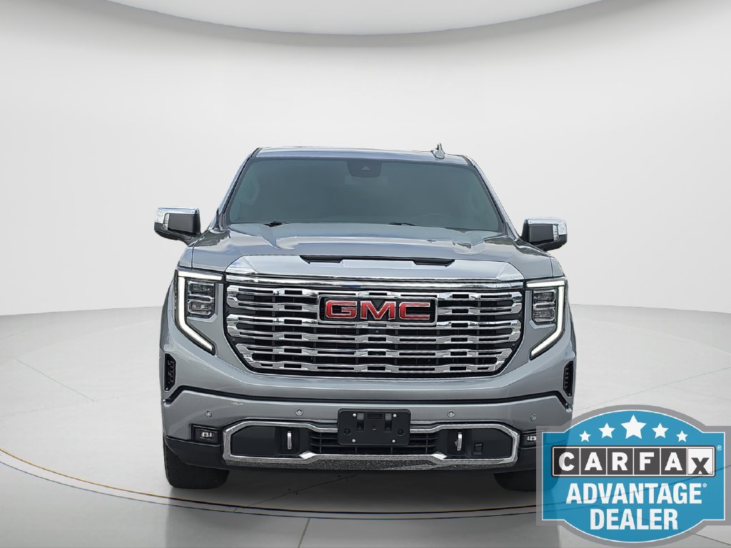 Used 2023 GMC Sierra 1500 Denali AWD/4WD image 2