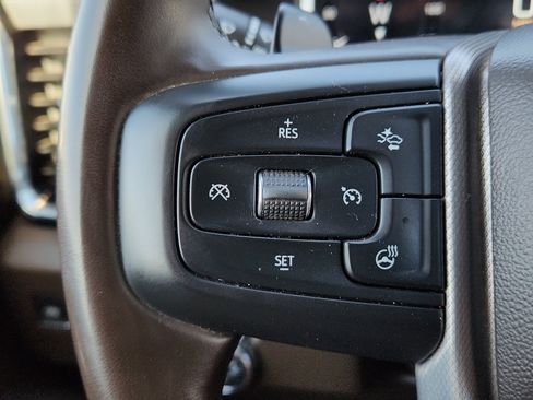 Used 2025 GMC Sierra 1500 Denali w/ Denali Reserve Package AWD/4WD image 17