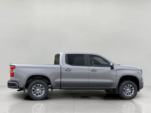 Used 2026 Chevrolet Silverado 1500 LT w/ Protection Package AWD/4WD image 5