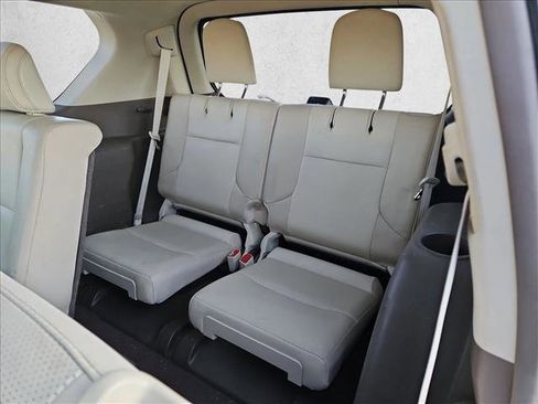 Used 2016 Lexus GX 460 image 20