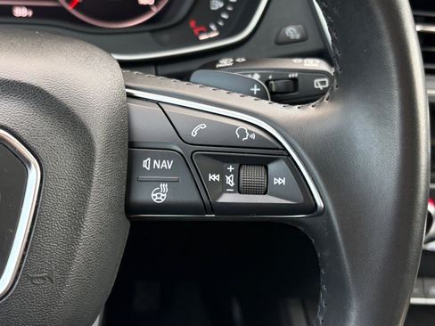 Used 2019 Audi Q5 Prestige w/ Prestige Package AWD/4WD image 19