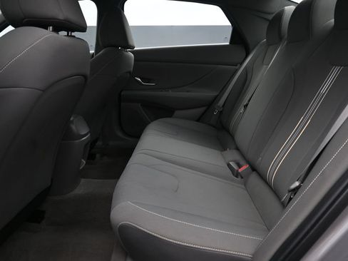 Certified 2024 Hyundai Elantra SEL FWD image 12