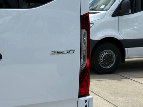 New 2025 Mercedes-Benz Sprinter 2500 image 11