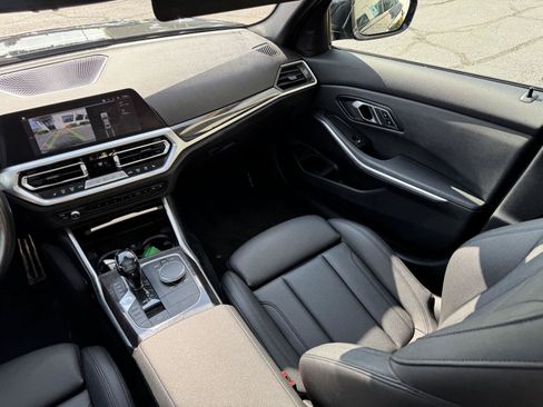 Used 2020 BMW 330i Sedan w/ Driving Assistance Package RWD image 32