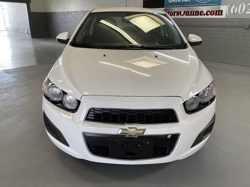 Used 2014 Chevrolet Sonic LT FWD image 2