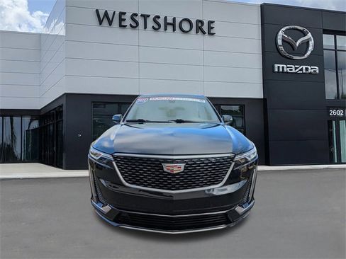 Used 2025 Cadillac XT6 Premium Luxury image 7