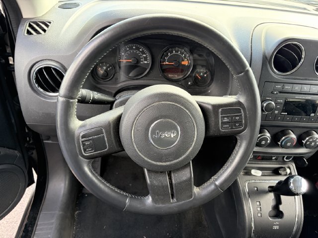 Used 2017 Jeep Patriot Sport w/ Power Value Group FWD image 7
