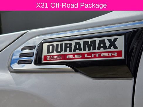 Used 2024 GMC Sierra 2500 Denali w/ Denali Reserve Package AWD/4WD image 13