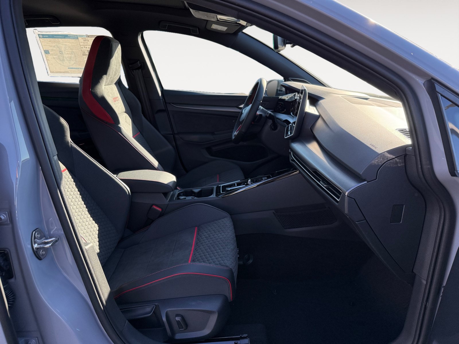 New 2026 Volkswagen GTI SE FWD image 19