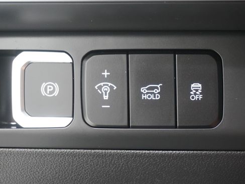 Used 2025 Hyundai Santa Fe SEL FWD image 24