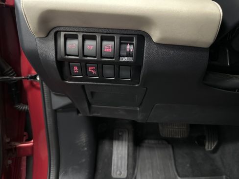 Used 2022 Subaru Ascent Limited w/ Technology Package image 37