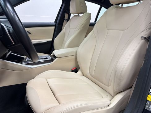 Used 2020 BMW 330i xDrive Sedan w/ Convenience Package AWD/4WD image 21