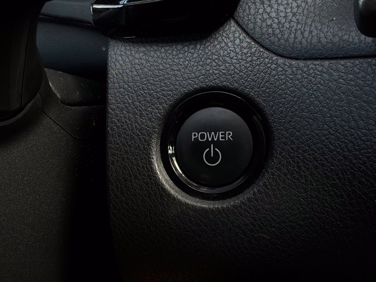Used 2026 Toyota Camry SE FWD image 30
