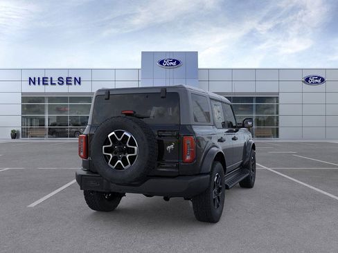 New 2026 Ford Bronco Outer Banks image 8