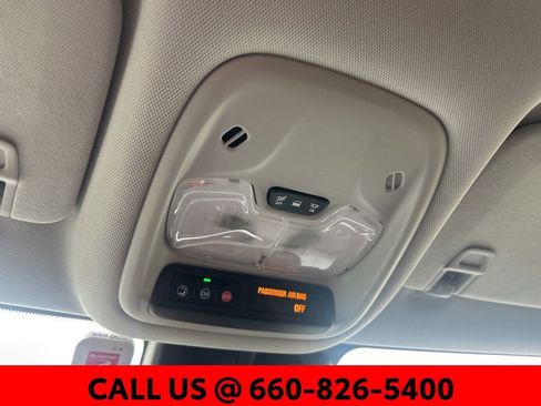 Used 2023 Chevrolet TrailBlazer LT w/ Convenience Package AWD/4WD image 17