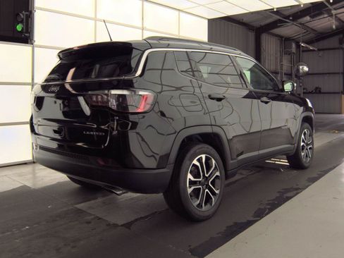 Used 2022 Jeep Compass Limited AWD/4WD image 6