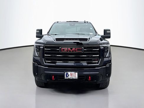 Used 2025 GMC Sierra 2500 AT4 w/ AT4 Premium Plus Package image 2