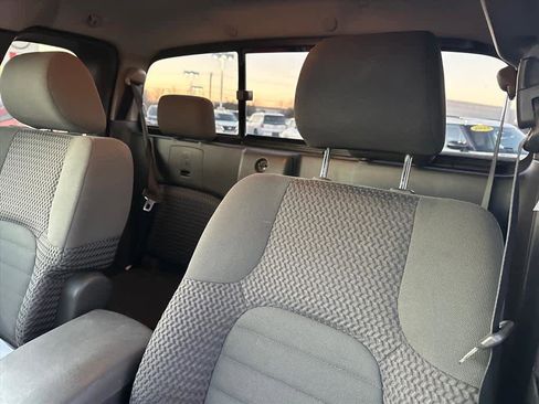 Used 2008 Nissan Frontier SE w/ SE Value Truck Pkg image 15
