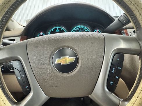 Used 2012 Chevrolet Silverado 1500 LTZ w/ LTZ White Diamond Edition AWD/4WD image 14