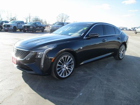 Used 2025 Cadillac CT5 Premium Luxury w/ Technology Package image 9