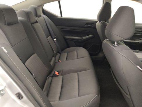 Used 2024 Nissan Altima 2.5 SV FWD image 19