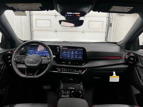 New 2026 Chevrolet Equinox RS w/ Safety and Technology Package FWD image 34