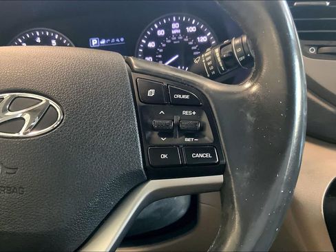 Used 2017 Hyundai Tucson SE Plus AWD/4WD image 25