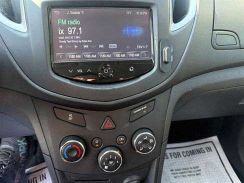 Used 2015 Chevrolet Trax LS w/ LPO, Protection Package FWD image 16