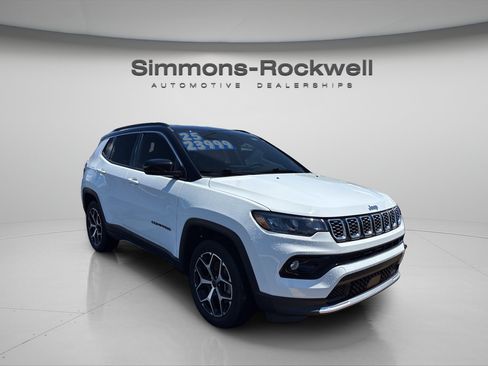 Used 2025 Jeep Compass Limited AWD/4WD image 6