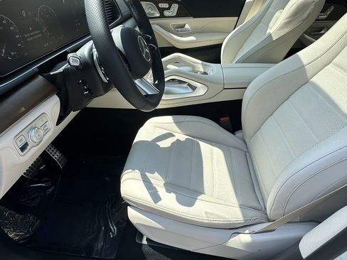New 2026 Mercedes-Benz GLS 450 4MATIC image 10