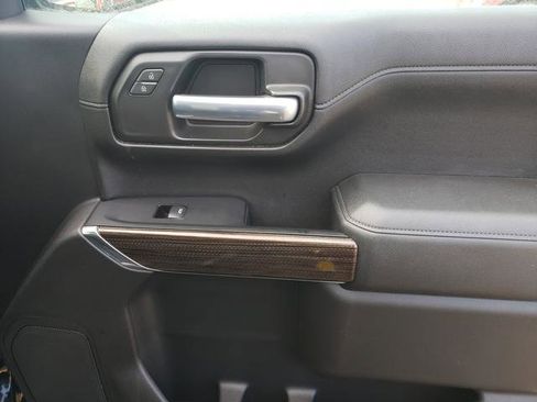 Used 2020 Chevrolet Silverado 1500 LT w/ All-Star Edition image 19