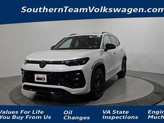 New 2026 Volkswagen Tiguan SE R-Line 360° Tour