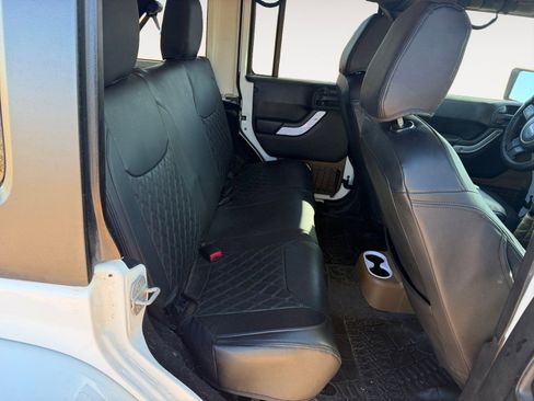 Used 2013 Jeep Wrangler Unlimited Sahara w/ Trailer Tow Group image 13