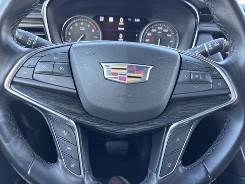 Used 2020 Cadillac XT5 Premium Luxury image 29