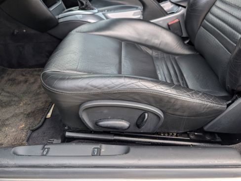 Used 2002 Porsche 911 Carrera image 10